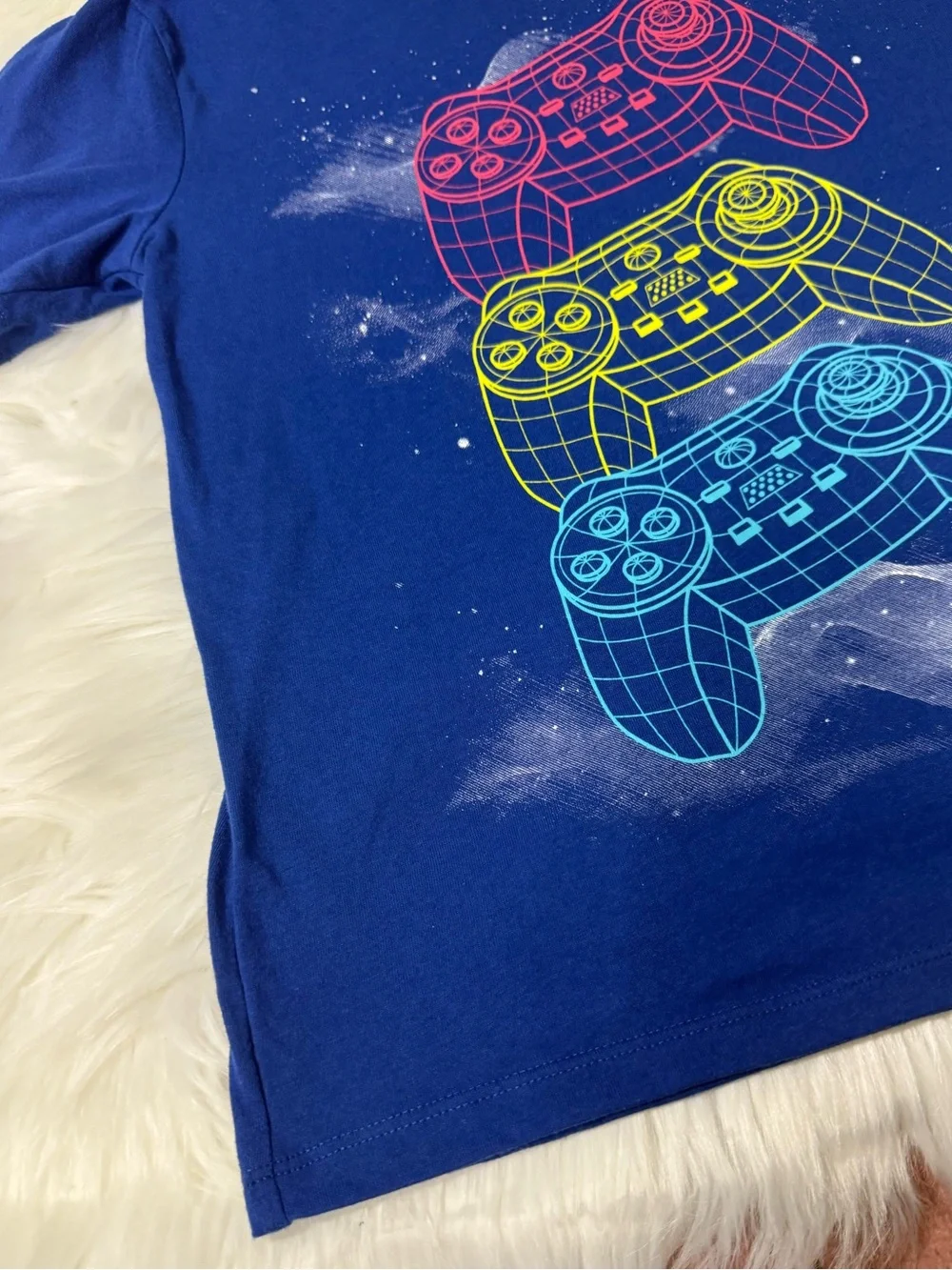 The Children’s Place Blue Graphic T-Shirt - Boys Size M (7/8)